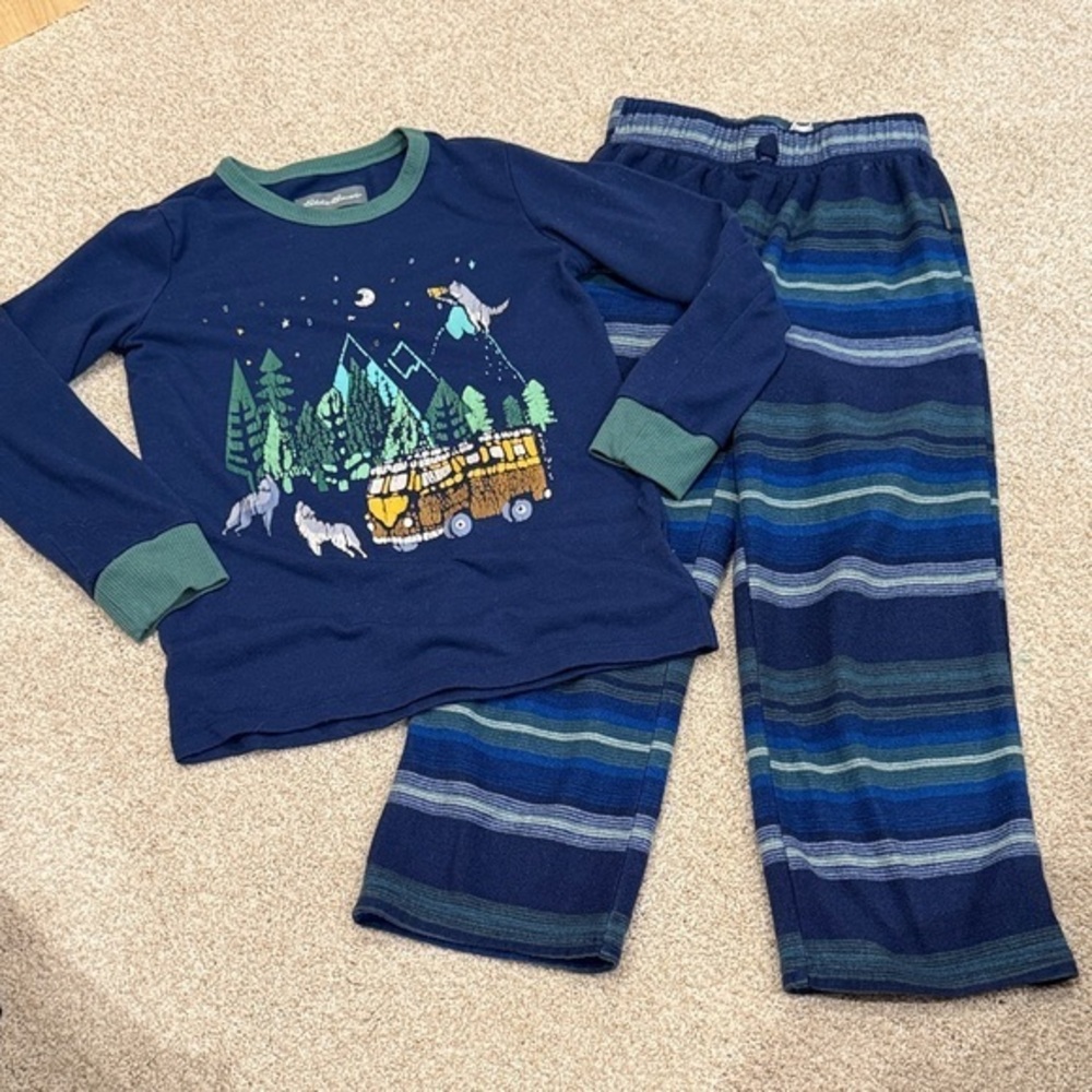 Eddie Bauer Boys Pajama Set Size 5 Navy Green Forest Adventure Striped PJs